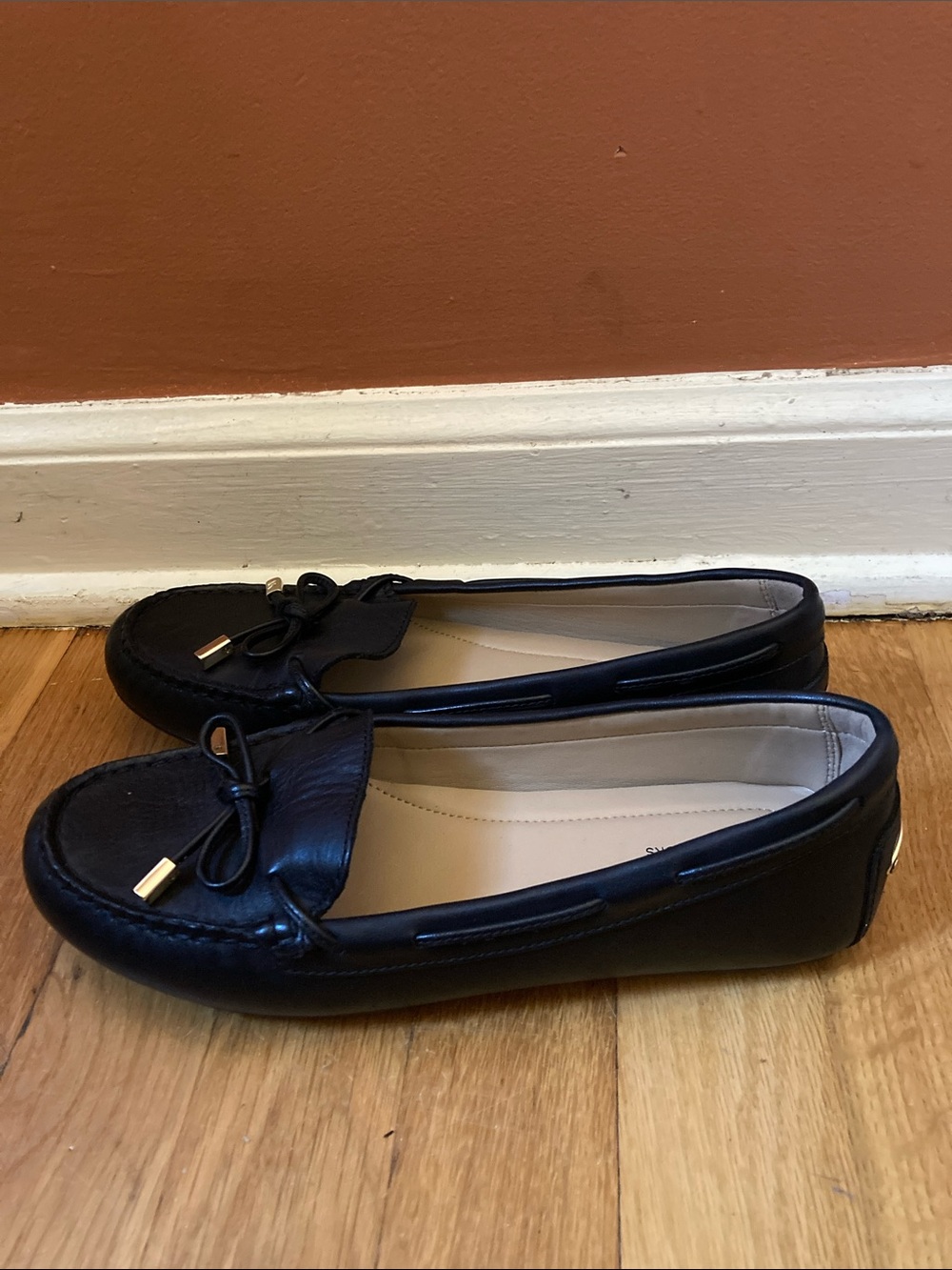 Michael Kors Classic Black Women's Leather Moccasin Loafers - Size 7 1/2